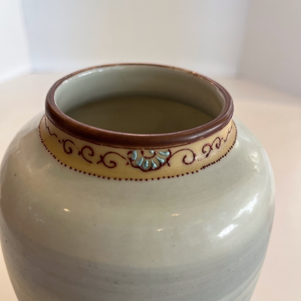 Hand Painted Vase with Windmill - Picture 10 of 11